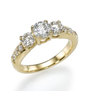 טבעת 3 יהלומים עם יהלומי צד