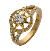 טבעת מעוצבת בצורת כוכב